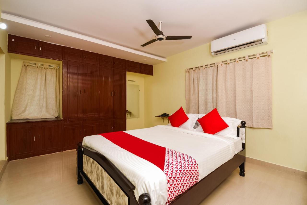 Oyo 26234 Annapurna Nilayam Hotel Vijayawada Exterior photo